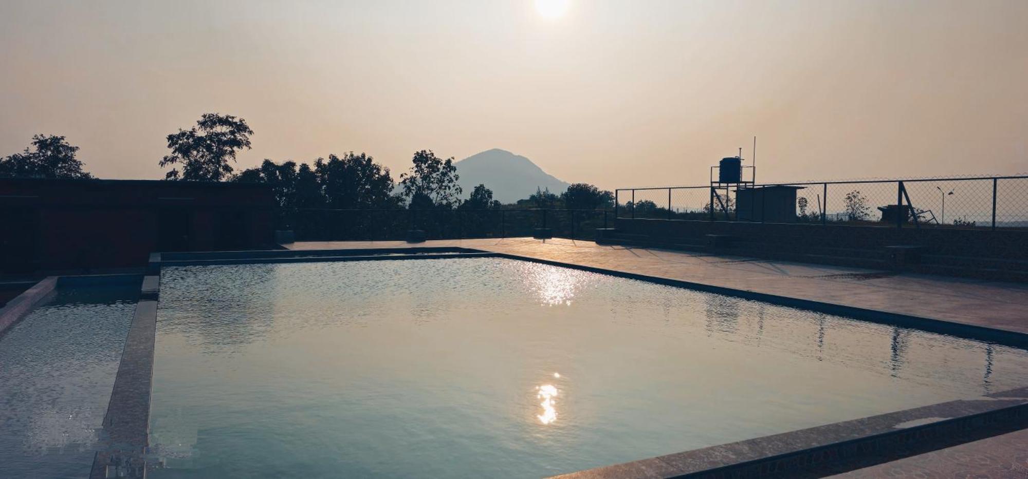 Varagampadi Misty Valley Resort מראה חיצוני תמונה